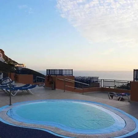 Con Diseno Moderno Y Piscina Appartement Taurito