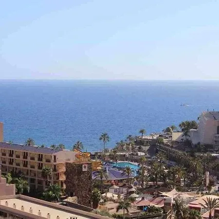 Con Diseno Moderno Y Piscina Appartement Taurito