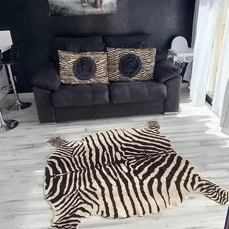 Con Diseno Moderno Y Piscina * Taurito