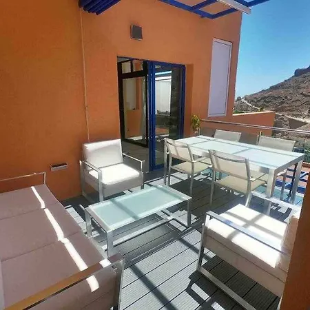 Appartement Con Diseno Moderno Y Piscina